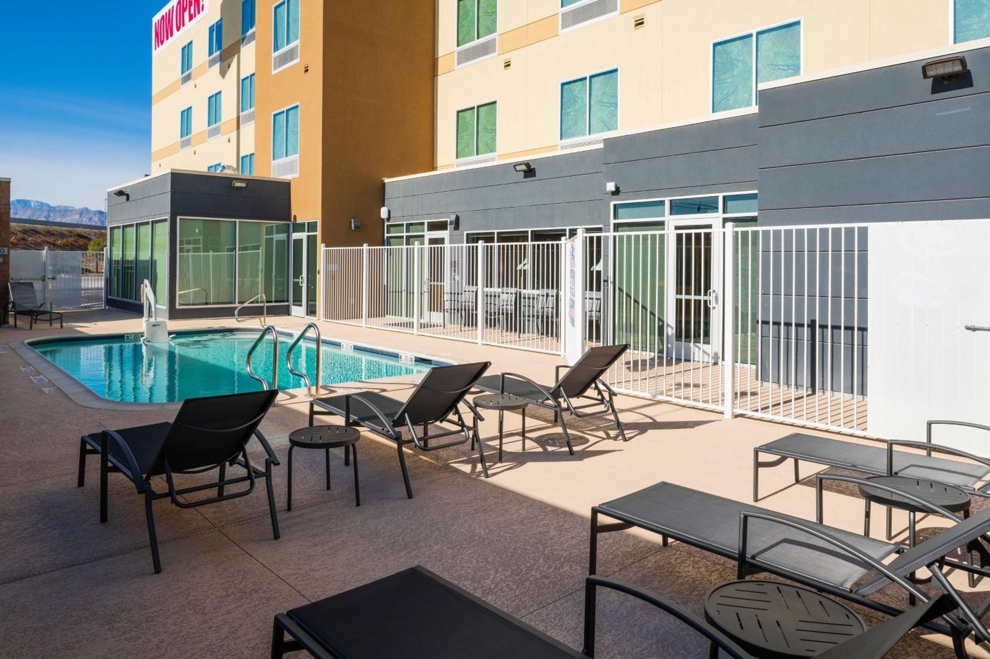 Fairfield Inn & Suites Las Vegas Northwest Bagian luar foto